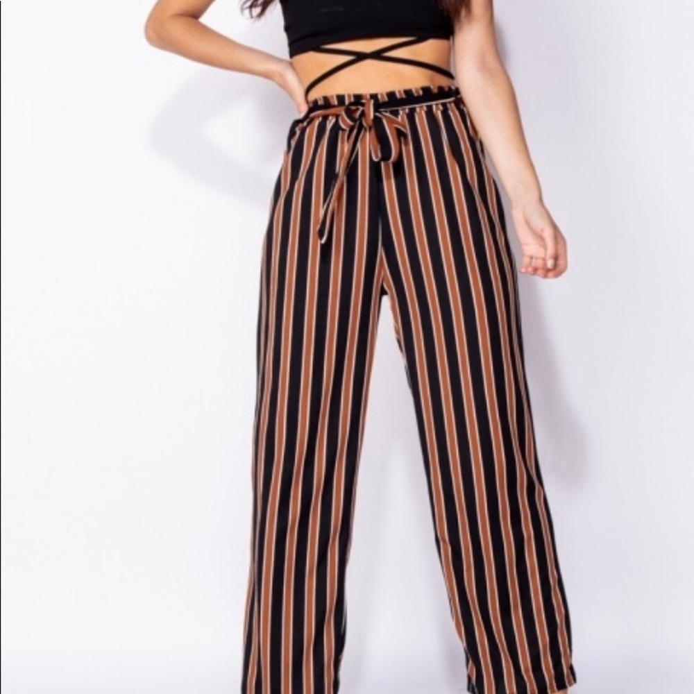 Wide leg trousers